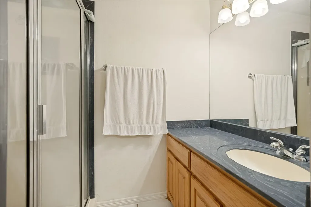 9709 Divot Drive Granbury TX 76049
