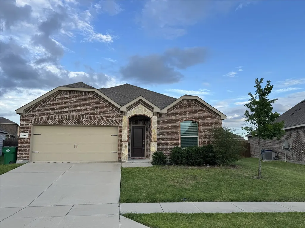 537 Robinson Way Fate TX 75189