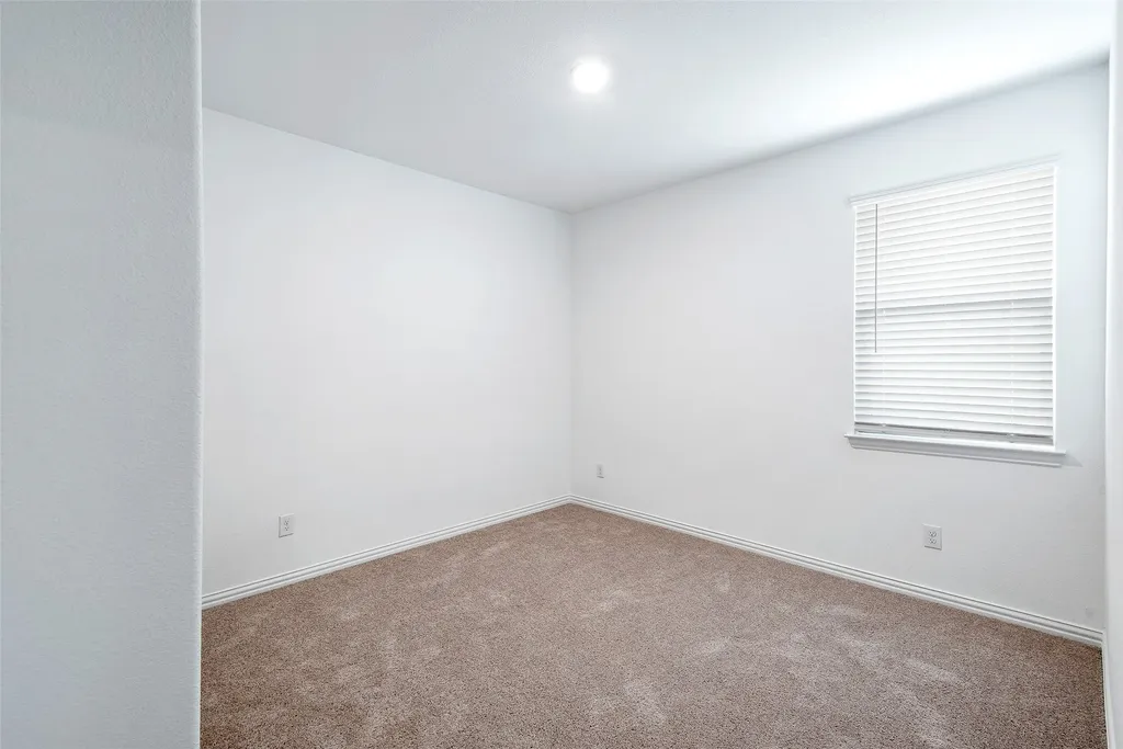537 Robinson Way Fate TX 75189