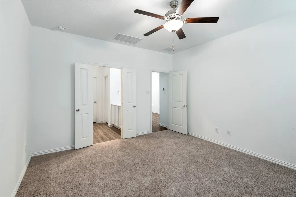 537 Robinson Way Fate TX 75189