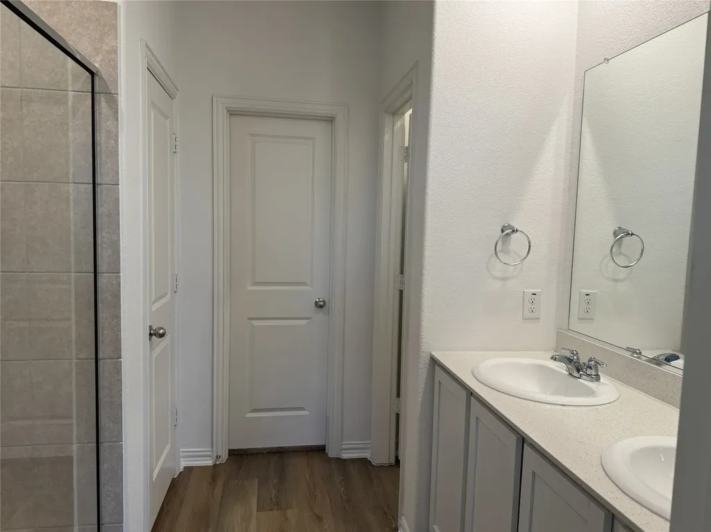 537 Robinson Way Fate TX 75189