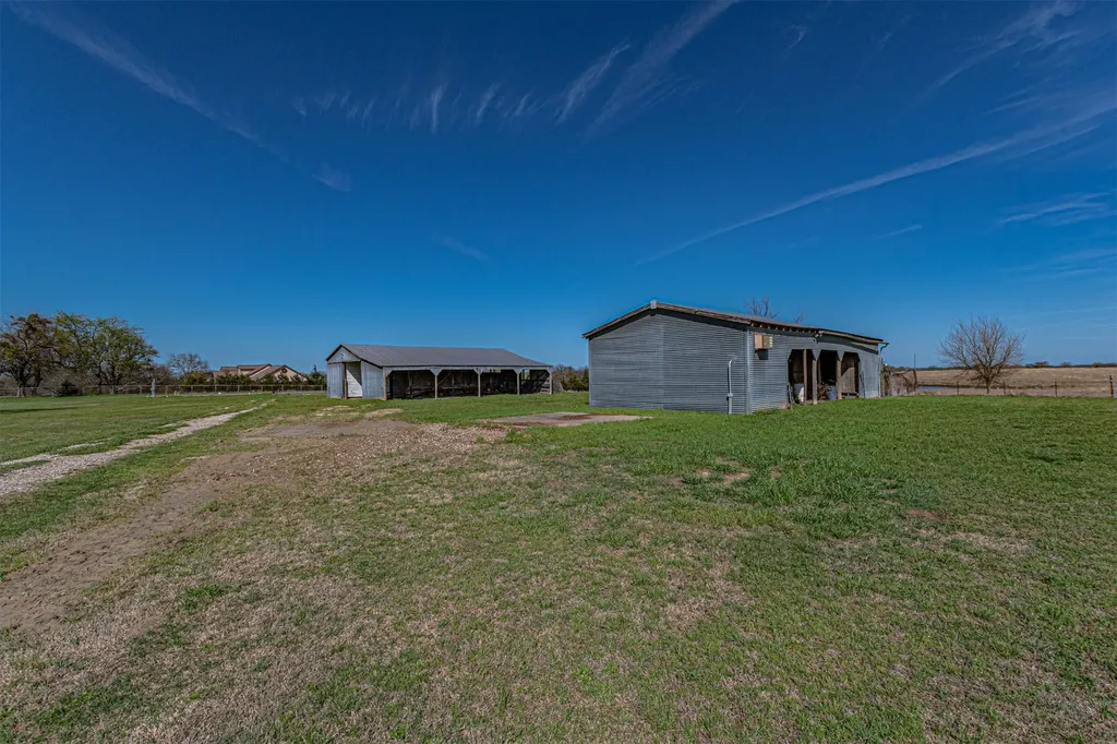 2721 Fm 2649 Lone Oak TX 75453