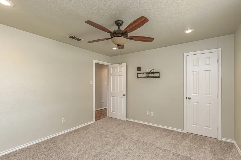 2721 Fm 2649 Lone Oak TX 75453