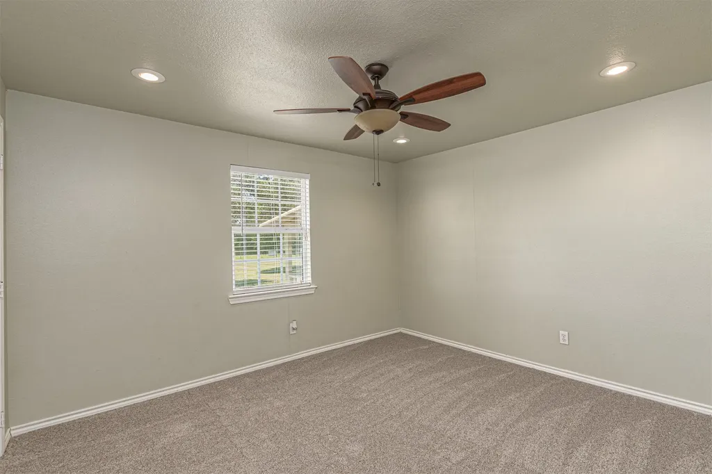 2721 Fm 2649 Lone Oak TX 75453