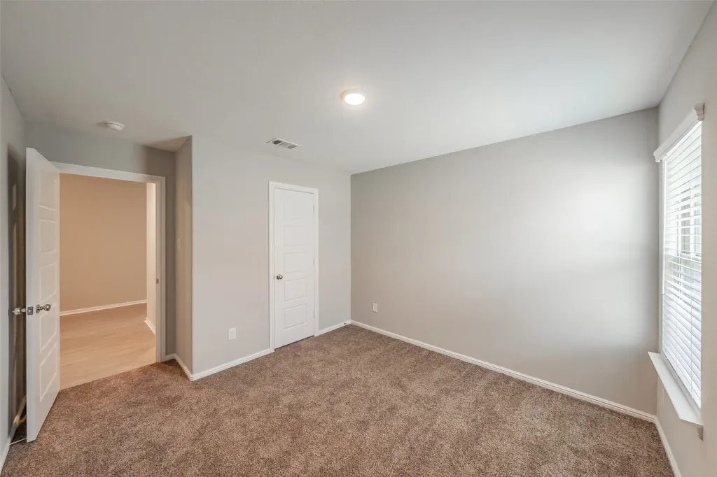 1207 Putnam Street Mansfield TX 76063