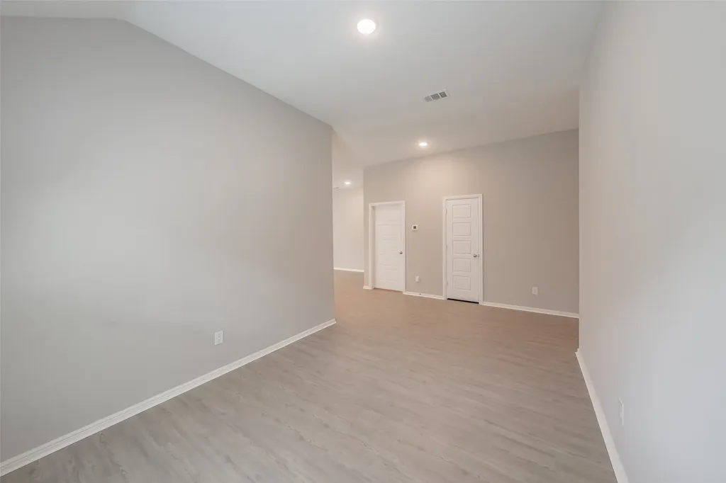 1207 Putnam Street Mansfield TX 76063