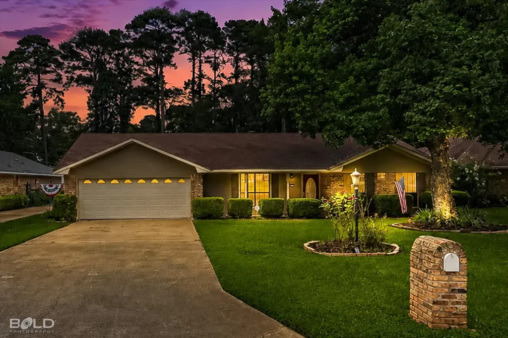 10011 Trailridge Drive Shreveport LA 71106
