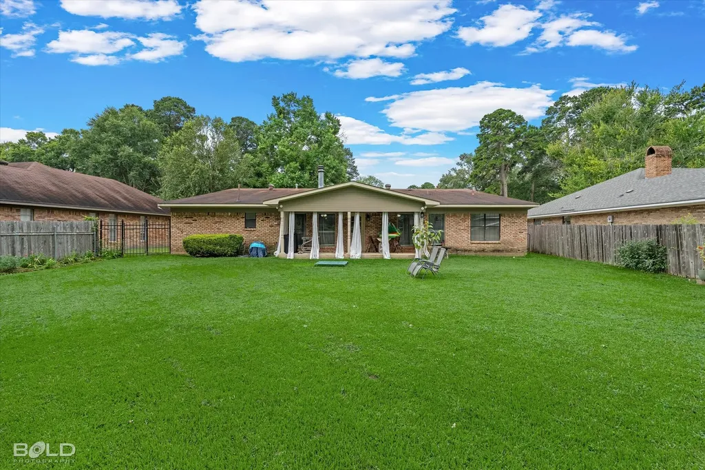 10011 Trailridge Drive Shreveport LA 71106