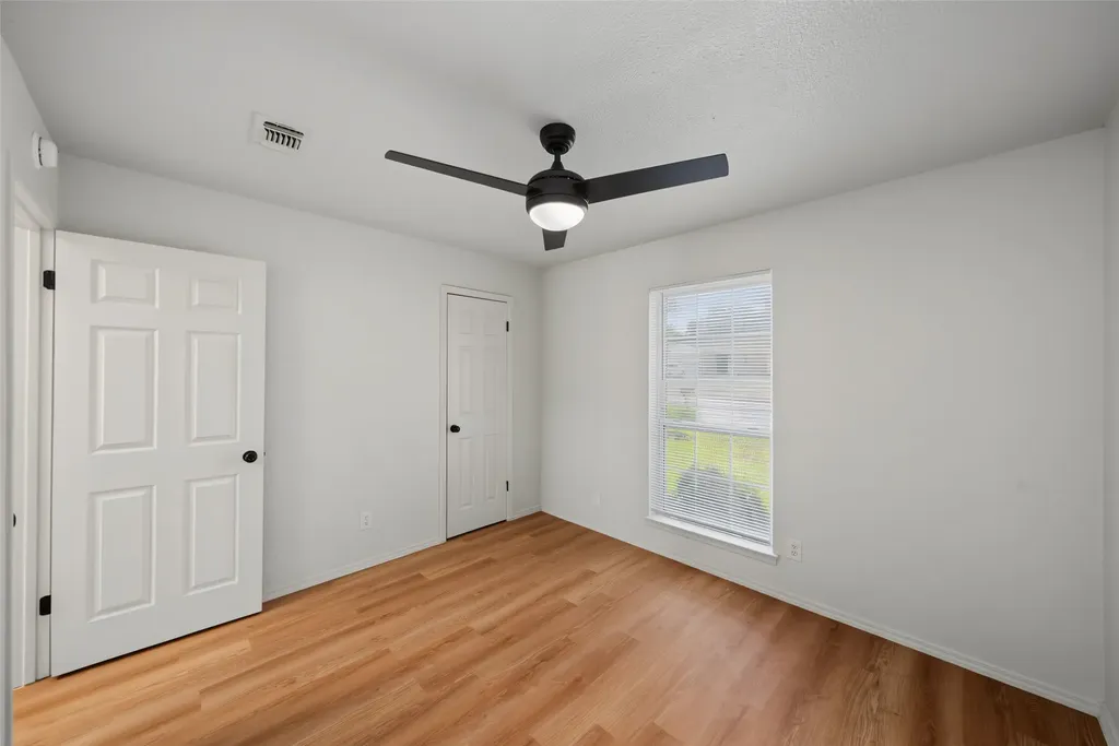 6245 Stardust Drive S Watauga TX 76148