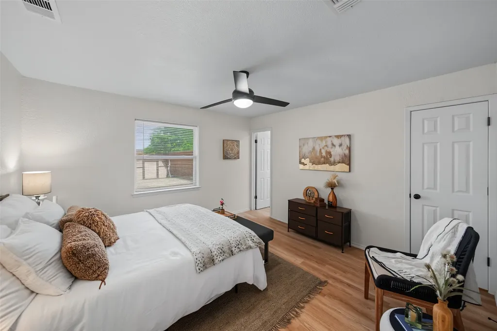 6245 Stardust Drive S Watauga TX 76148