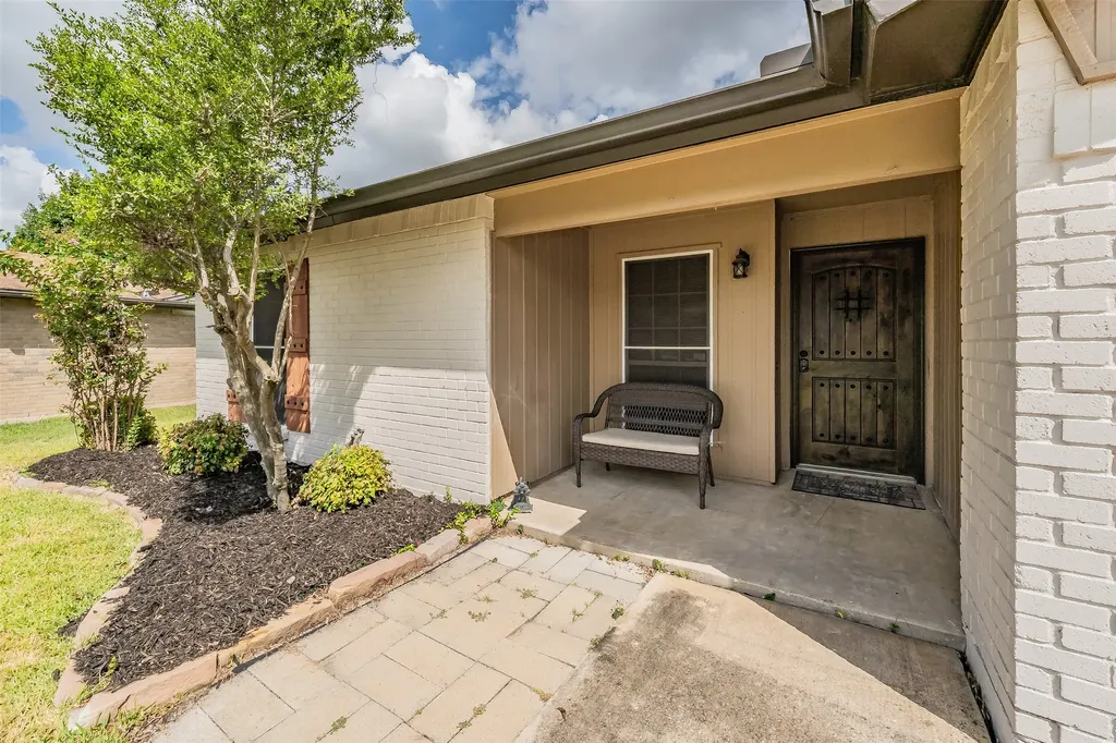 6245 Stardust Drive S Watauga TX 76148