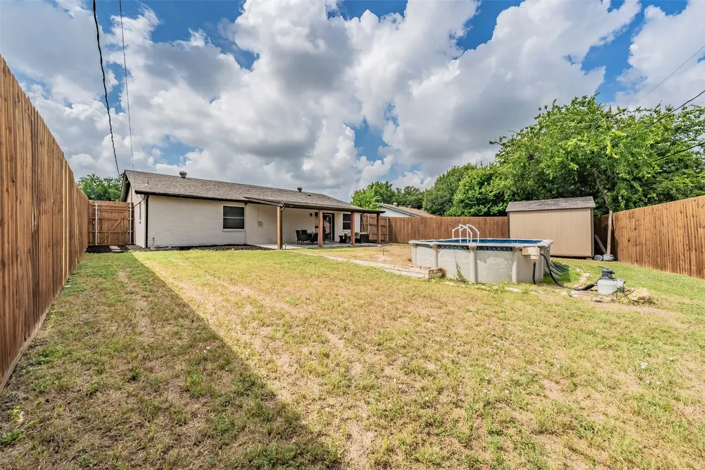 6245 Stardust Drive S Watauga TX 76148