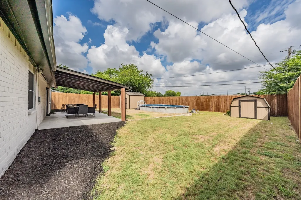 6245 Stardust Drive S Watauga TX 76148