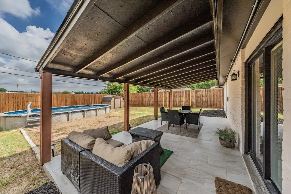 6245 Stardust Drive S Watauga TX 76148