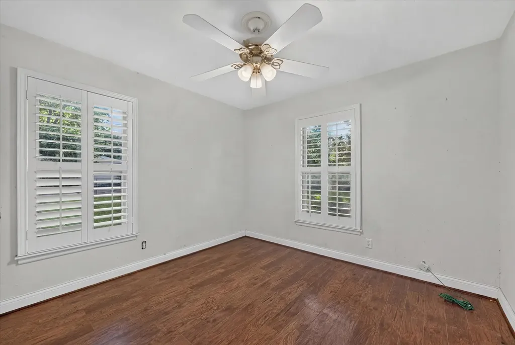 1613 Pat Drive Dallas TX 75228