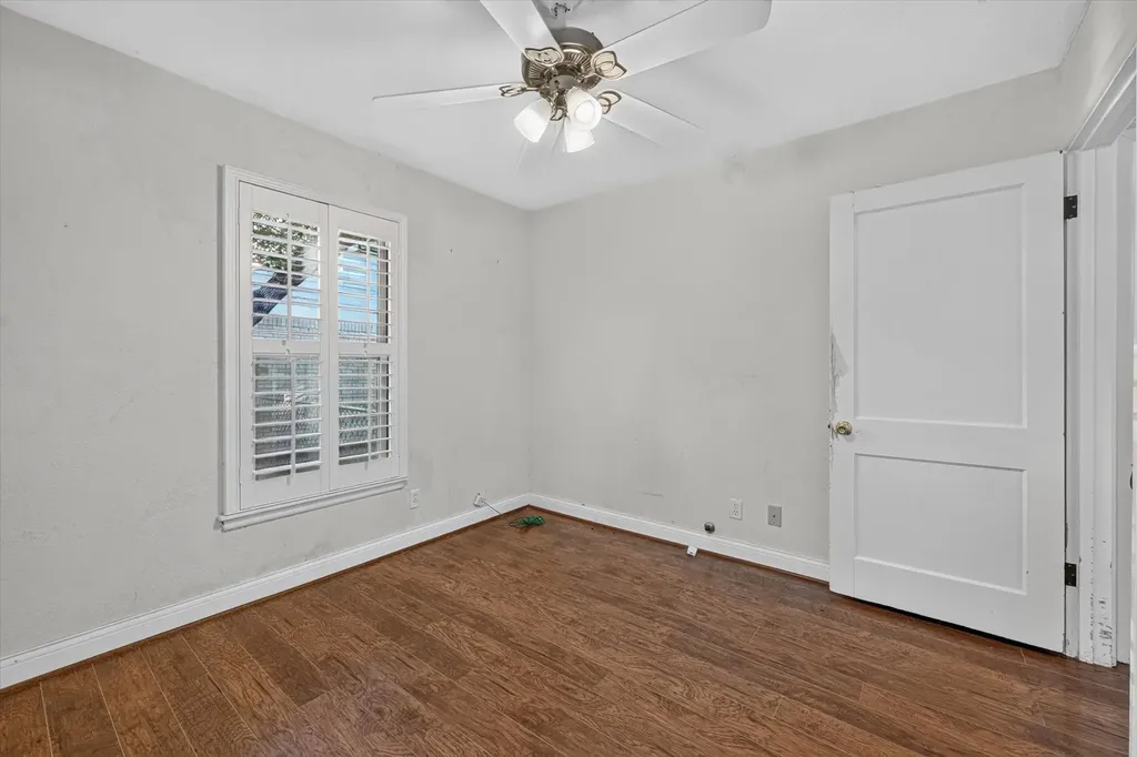 1613 Pat Drive Dallas TX 75228