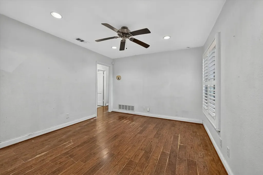1613 Pat Drive Dallas TX 75228