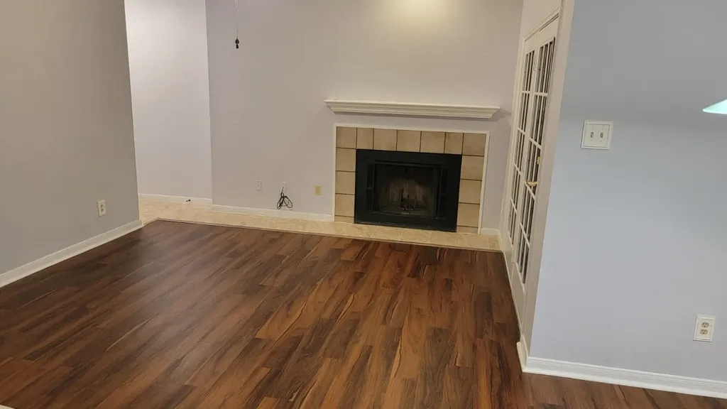 2103 Friendly Drive Arlington TX 76011