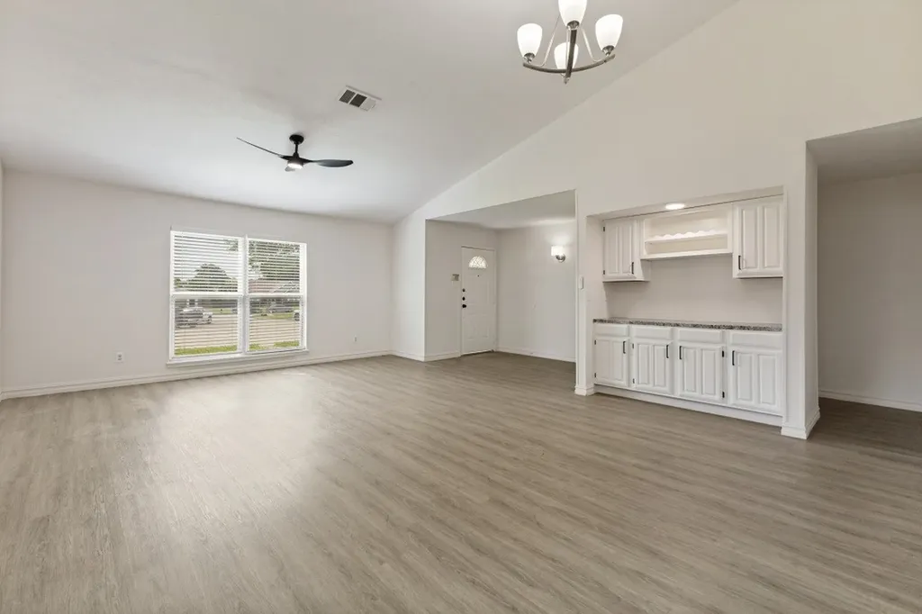 3013 Majestic Court Garland TX 75040