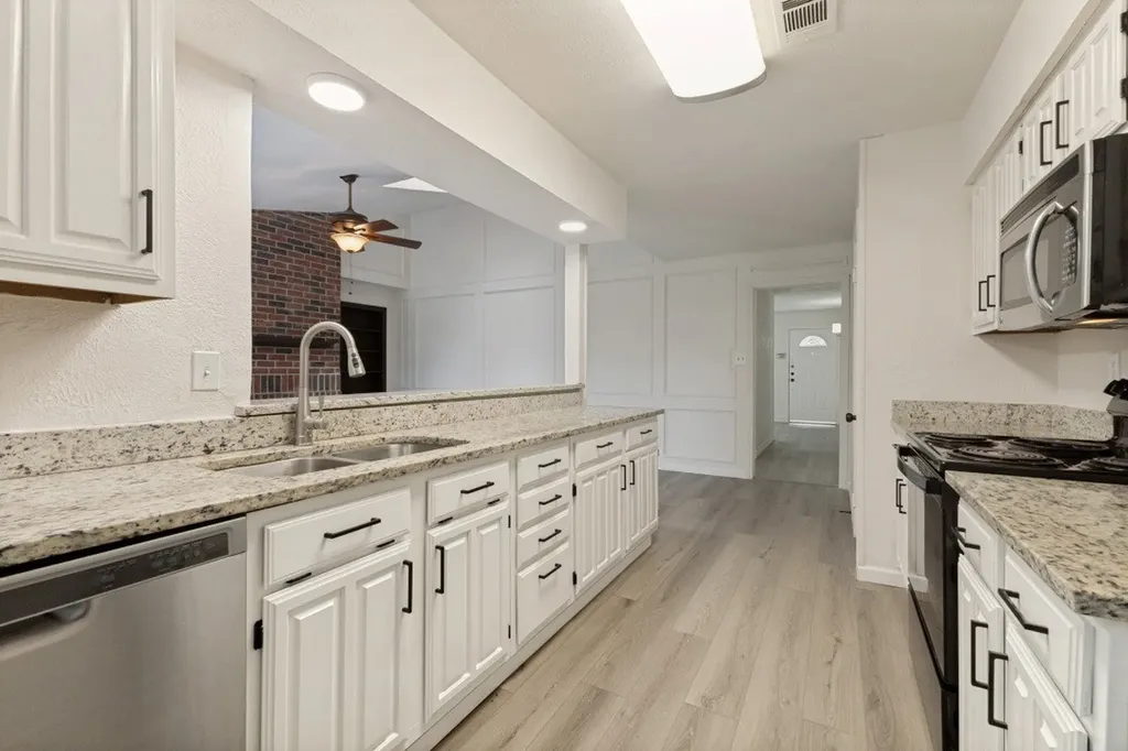 3013 Majestic Court Garland TX 75040
