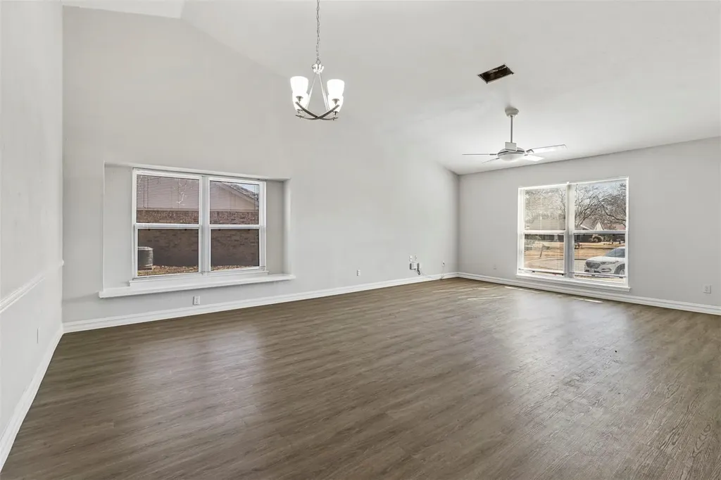 3013 Majestic Court Garland TX 75040