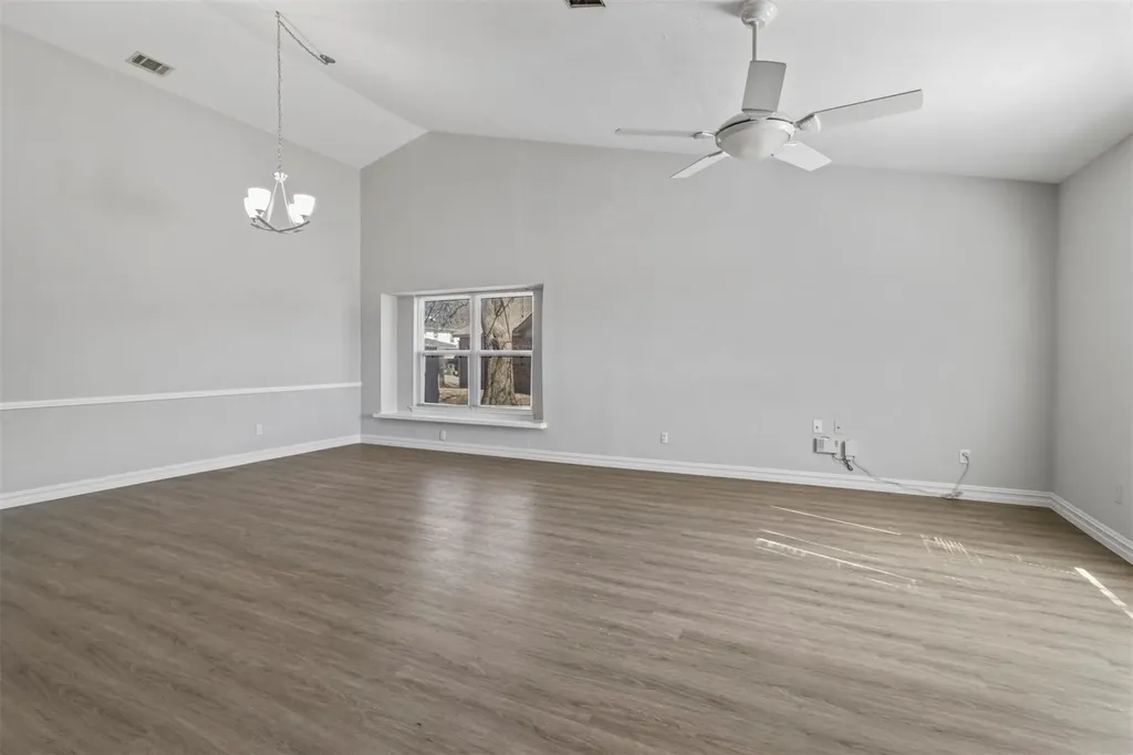 3013 Majestic Court Garland TX 75040