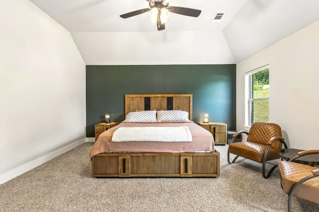 2013 Bedford Court Weatherford TX 76088