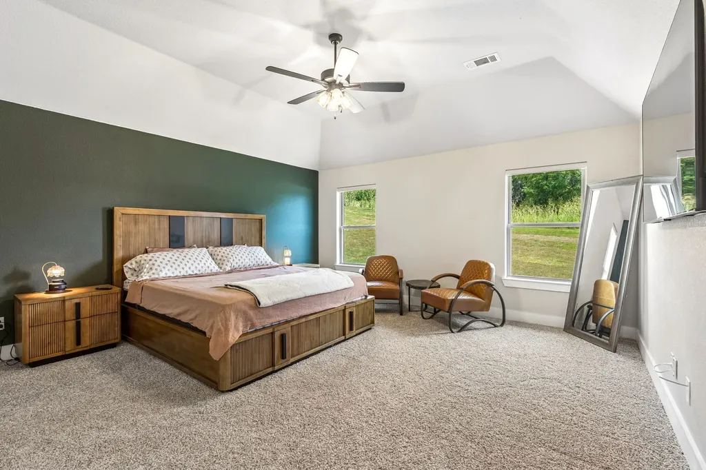 2013 Bedford Court Weatherford TX 76088