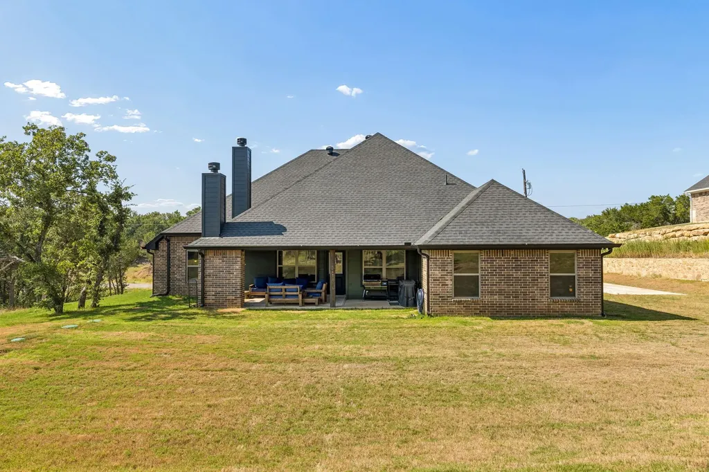 2013 Bedford Court Weatherford TX 76088