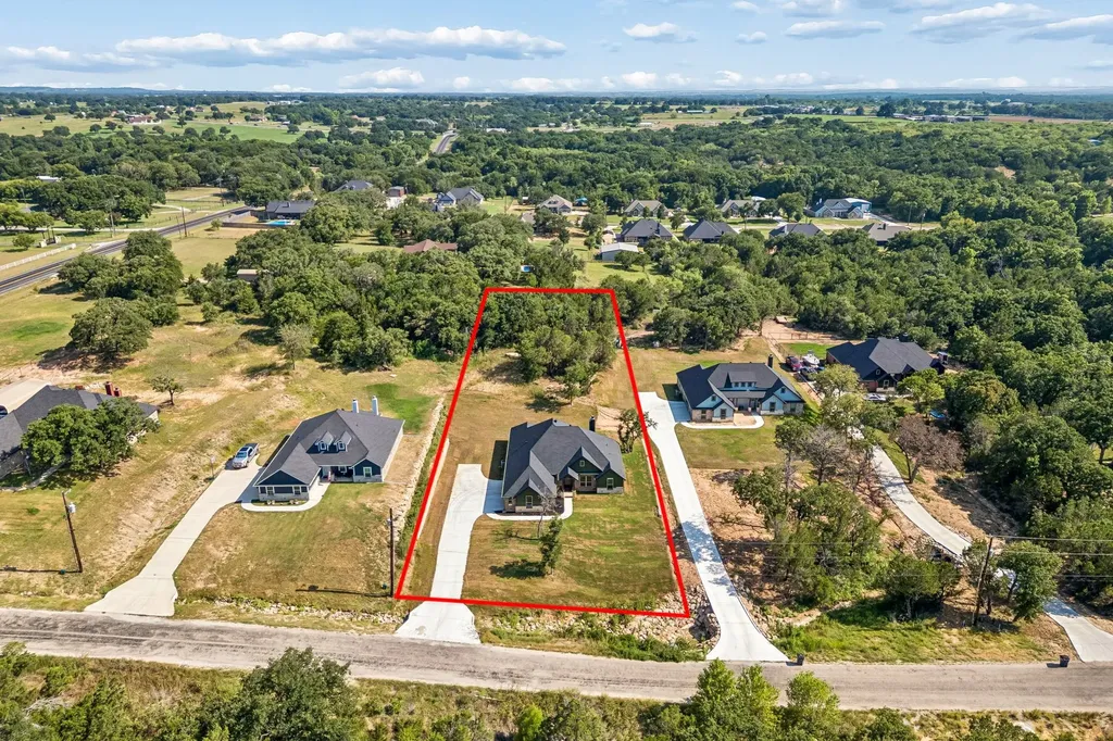 2013 Bedford Court Weatherford TX 76088