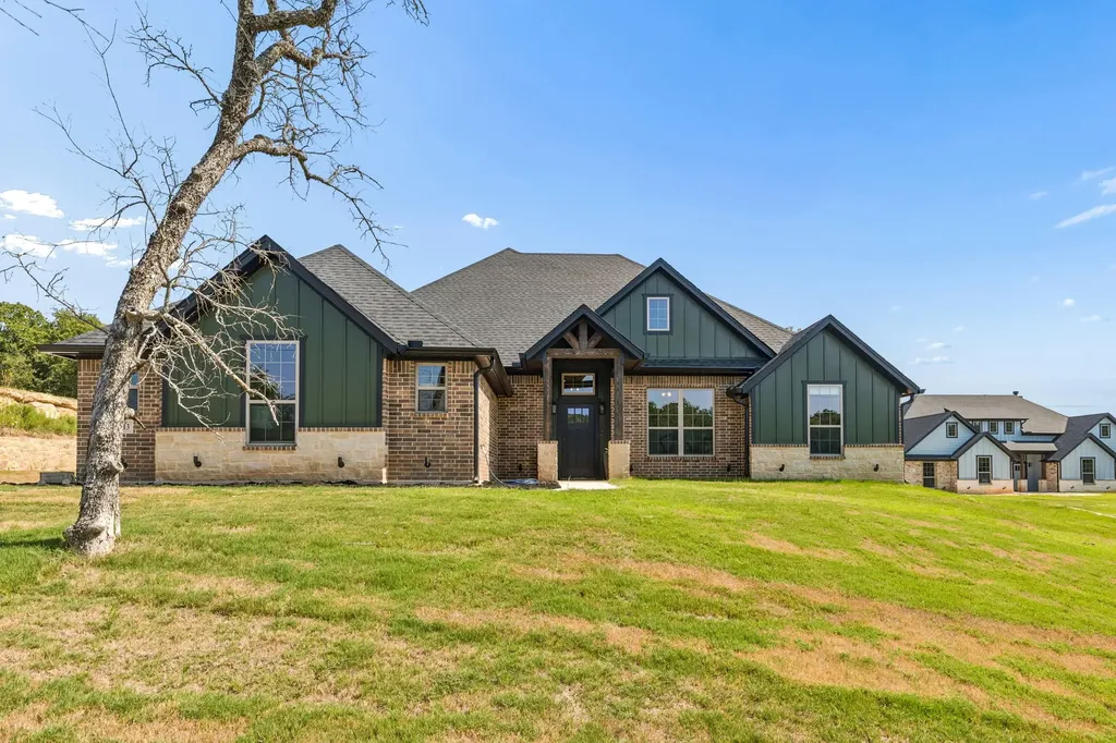 2013 Bedford Court Weatherford TX 76088