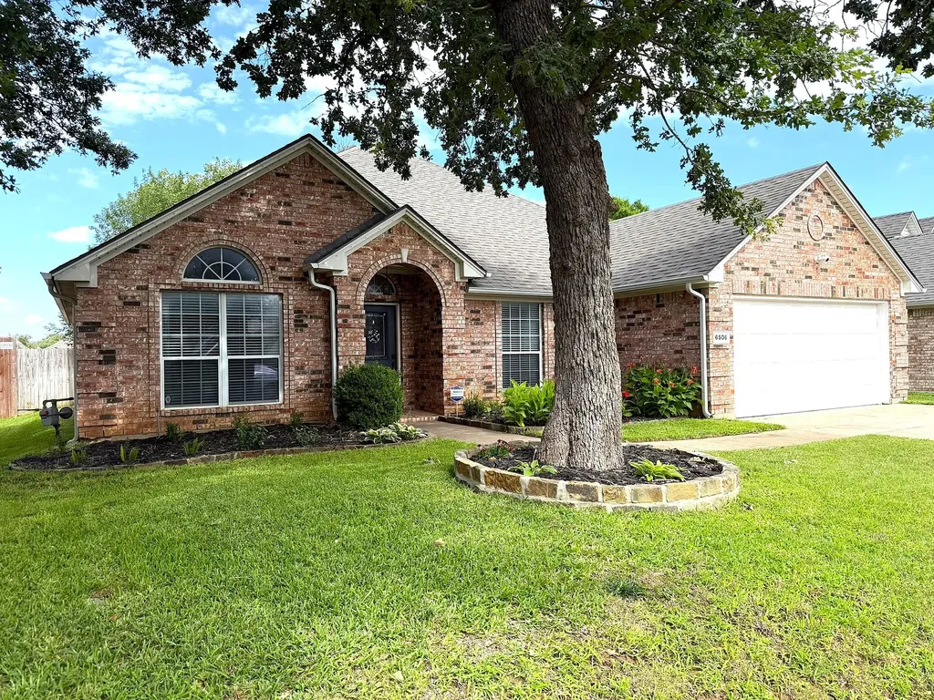 6506 Bluebird Drive Arlington TX 76001