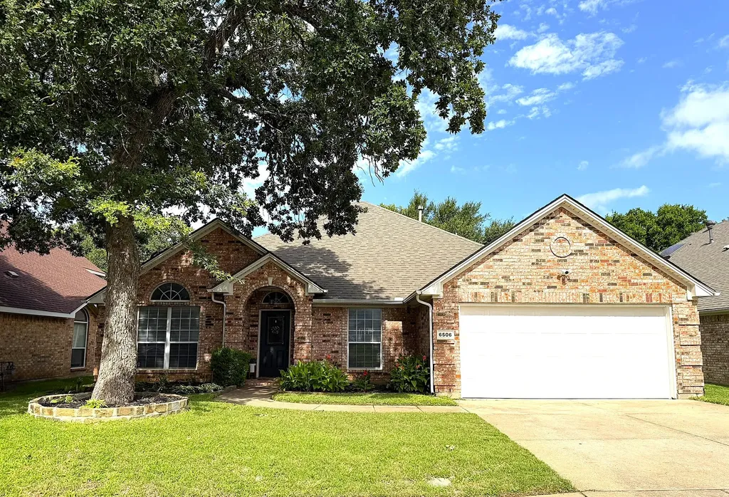 6506 Bluebird Drive Arlington TX 76001