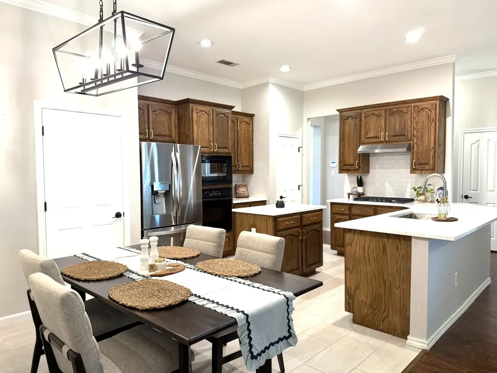 6506 Bluebird Drive Arlington TX 76001