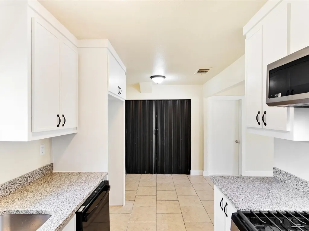3700 Griggs Avenue Fort Worth TX 76119