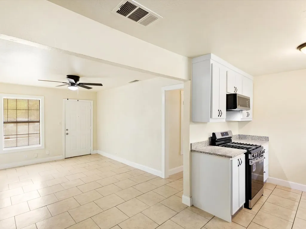 3700 Griggs Avenue Fort Worth TX 76119