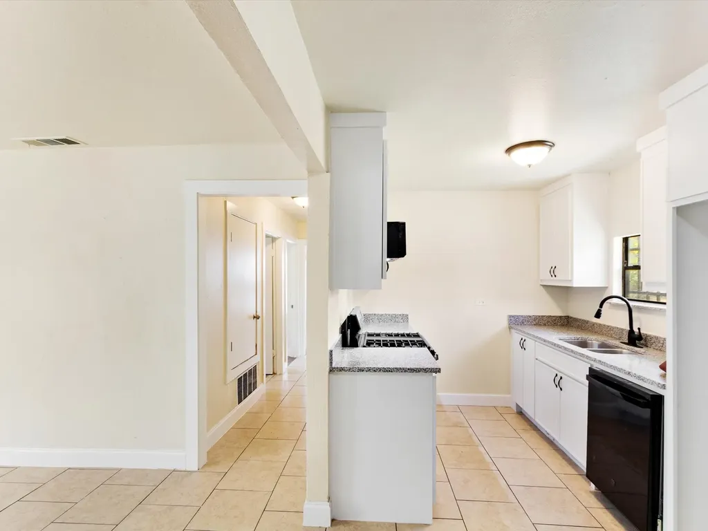 3700 Griggs Avenue Fort Worth TX 76119