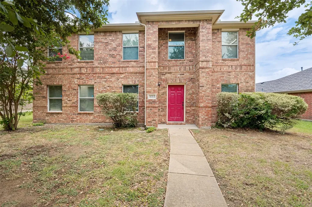 614 Hearthstone Drive Lancaster TX 75146