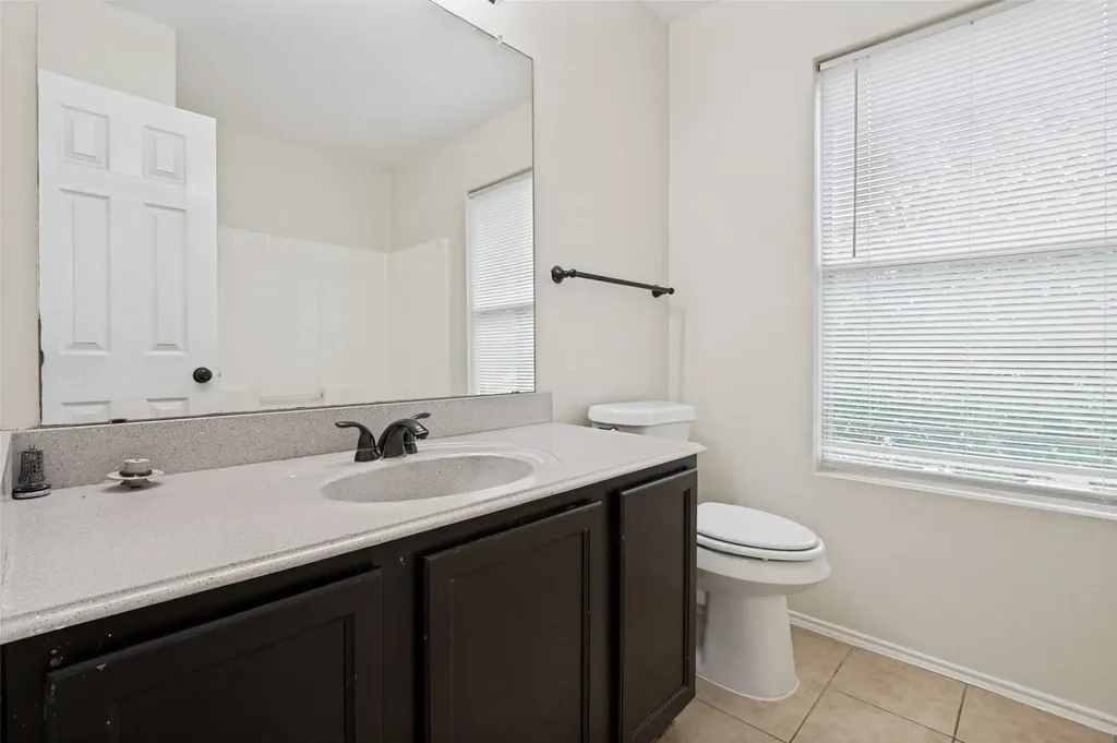 614 Hearthstone Drive Lancaster TX 75146