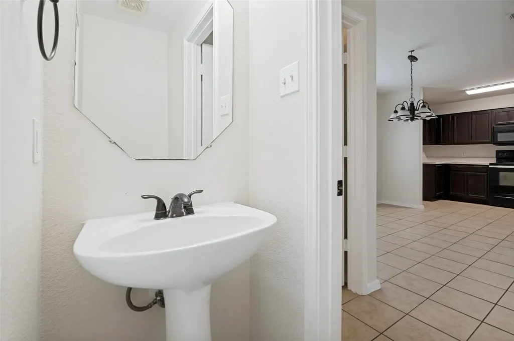 614 Hearthstone Drive Lancaster TX 75146