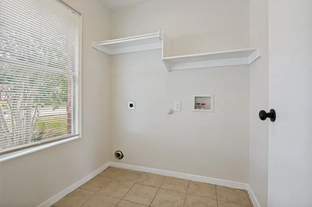 614 Hearthstone Drive Lancaster TX 75146