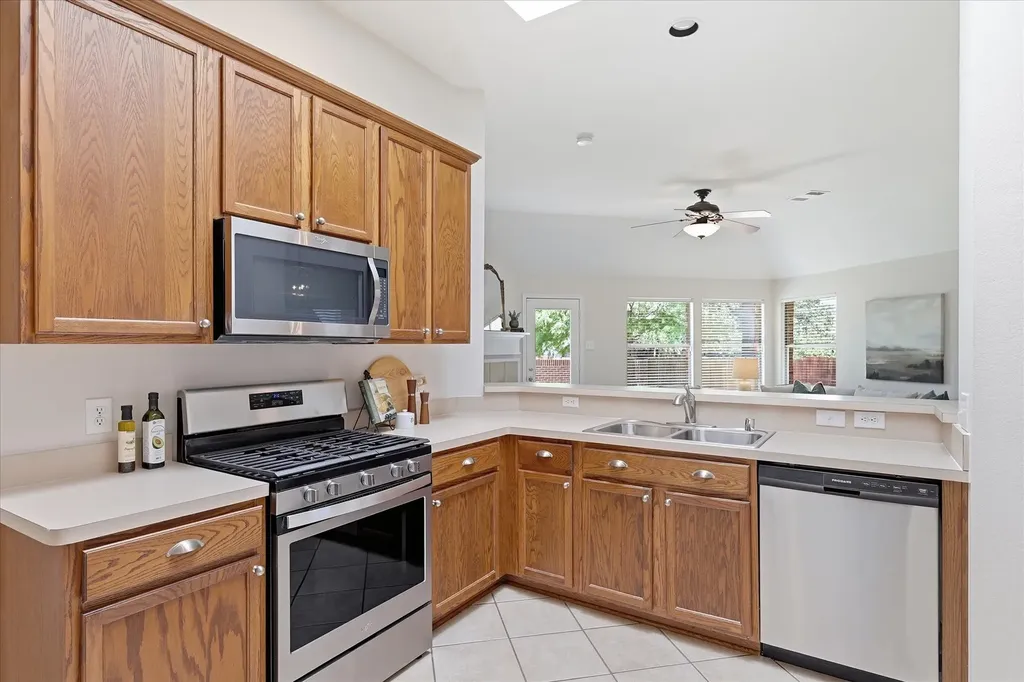 1204 Wentwood Drive Corinth TX 76210