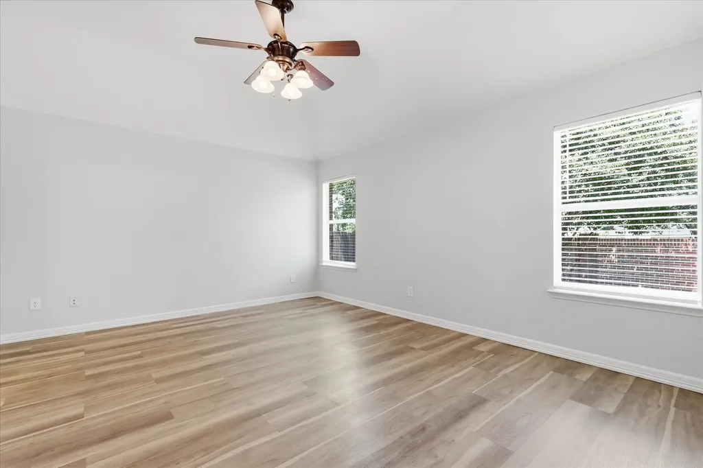 1204 Wentwood Drive Corinth TX 76210