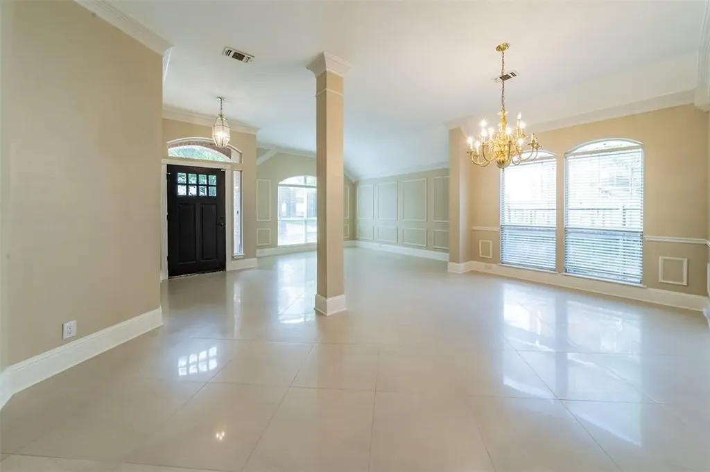 2231 Templeton Drive Arlington TX 76006