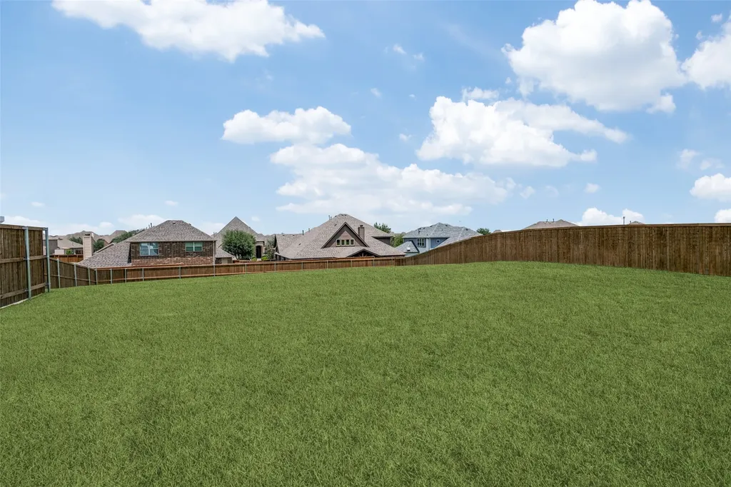 1104 Devonshire Drive N Forney TX 75126