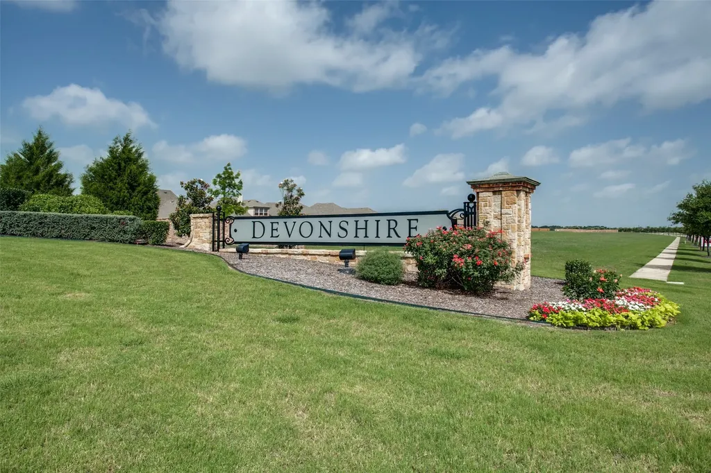 1104 Devonshire Drive N Forney TX 75126