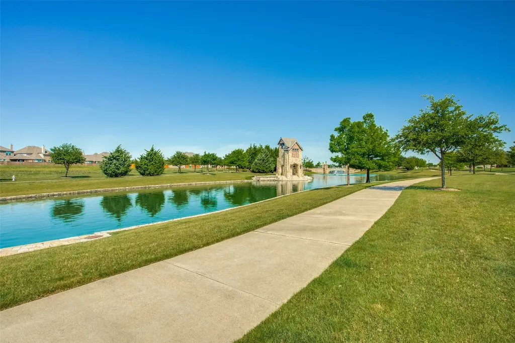 1104 Devonshire Drive N Forney TX 75126