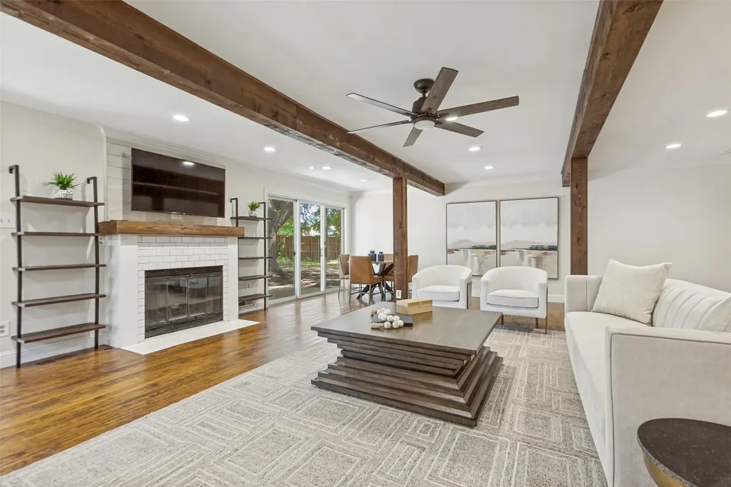 100 N Gentle Drive Richardson TX 75080