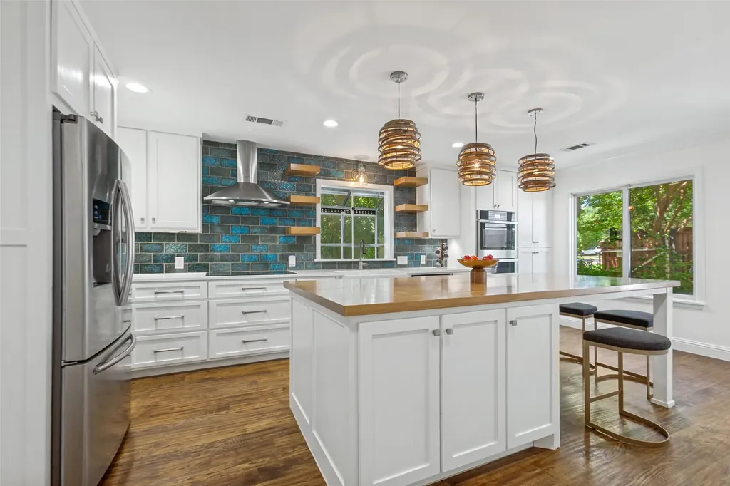 100 N Gentle Drive Richardson TX 75080