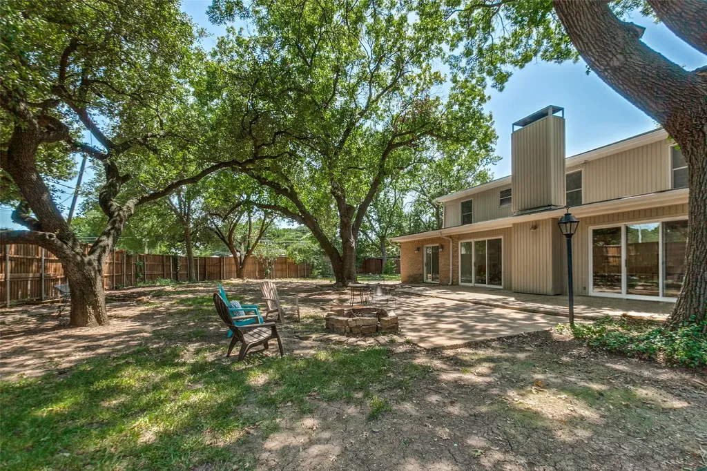 100 N Gentle Drive Richardson TX 75080